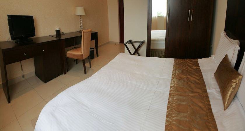 Imagen de la habitación del Hotel Mikhael's. Foto 6