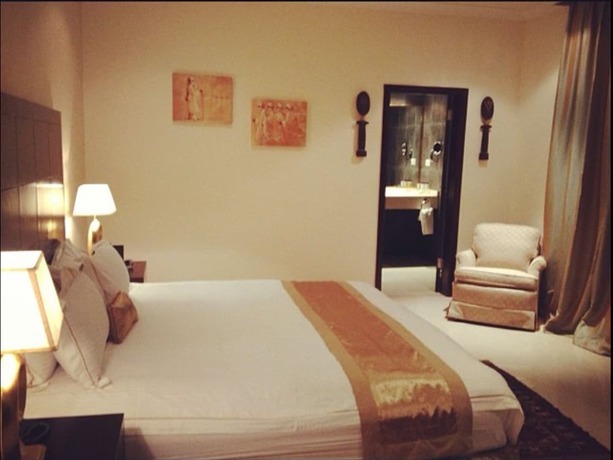 Imagen de la habitación del Hotel Mikhael's. Foto 8