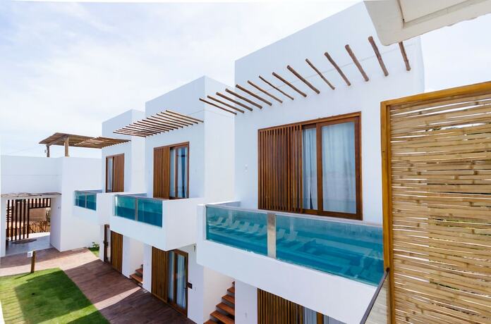 Imagen de la habitación del Hotel Mikiki Lifestyle. Foto 9