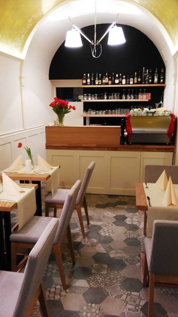 Imagen del bar/restaurante del Hotel Mikołaj. Foto 4