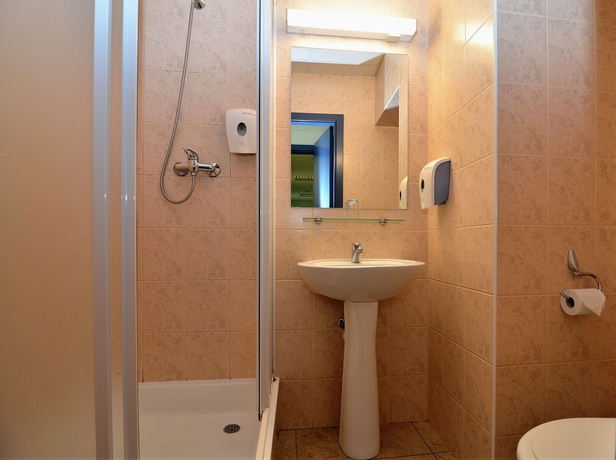 Imagen de la habitación del Hotel Mikotel. Foto 4