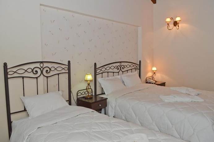 Imagen de la habitación del Hotel Mikri Archontissa. Foto 7