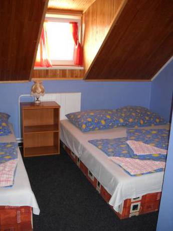 Imagen de la habitación del Hotel Mikulov - Inn - hotel s vinn&yacute;m sklepem Venu&scaron;e. Foto 10