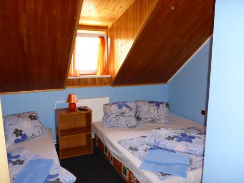Imagen de la habitación del Hotel Mikulov - Inn - hotel s vinn&yacute;m sklepem Venu&scaron;e. Foto 15