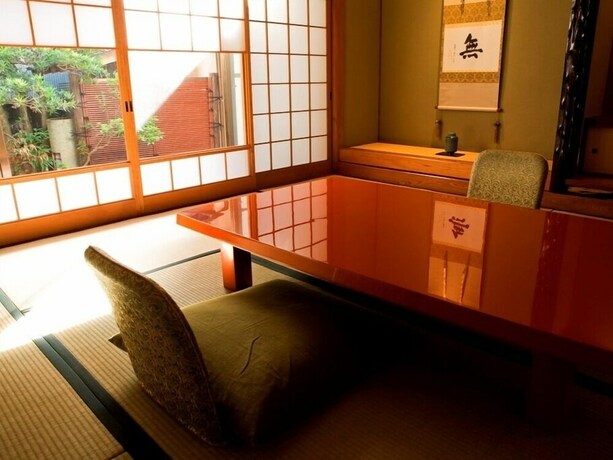 Imagen de la habitación del Hotel Mikuniya. Foto 20