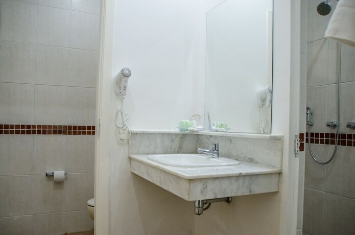 Imagen de la habitación del Hotel Mil Flores. Foto 9
