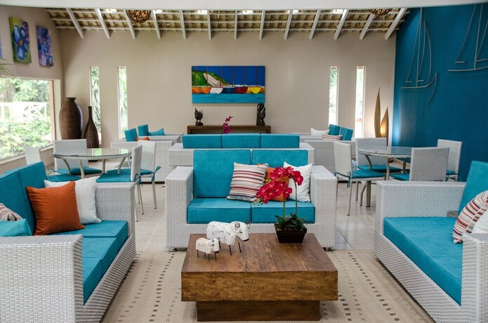 Imagen de los interiores del Hotel Mil Flores. Foto 20