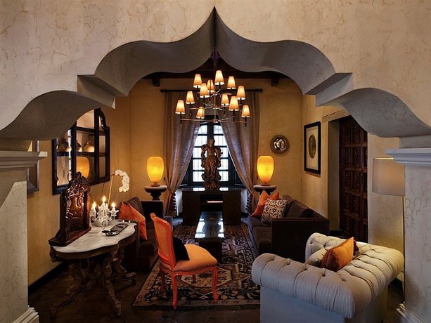 Imagen de los interiores del Hotel Mil Flores Luxury Design. Foto 7
