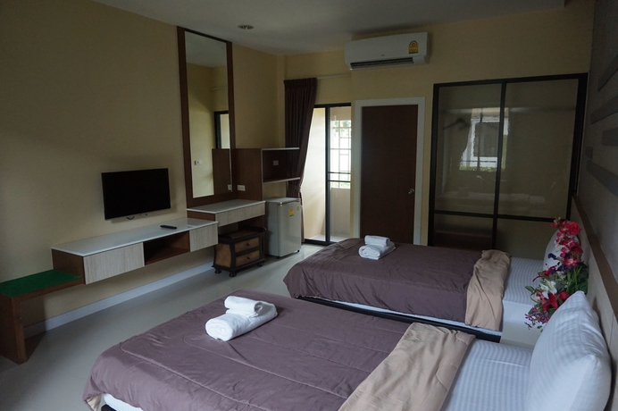 Imagen de la habitación del Hotel Mila Garden. Foto 16