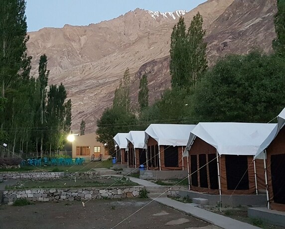 Imagen general del Hotel Mila Retreat Camp. Foto 4