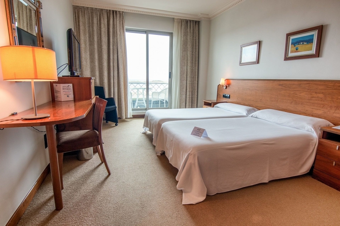 Imagen de la habitación del Hotel Milagros Golf Spa. Foto 2