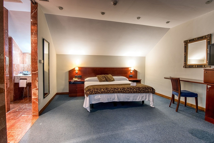 Imagen de la habitación del Hotel Milagros Golf Spa. Foto 4