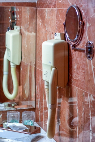 Imagen de la habitación del Hotel Milagros Golf Spa. Foto 17