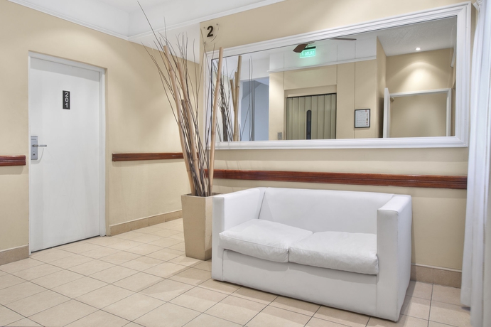 Imagen de los interiores del Hotel Milan, Buenos Aires. Foto 8