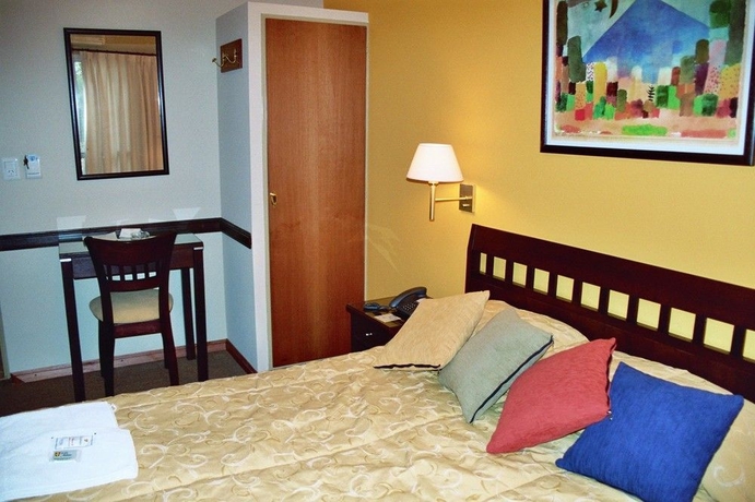 Imagen de la habitación del Hotel Milan, Buenos Aires. Foto 4