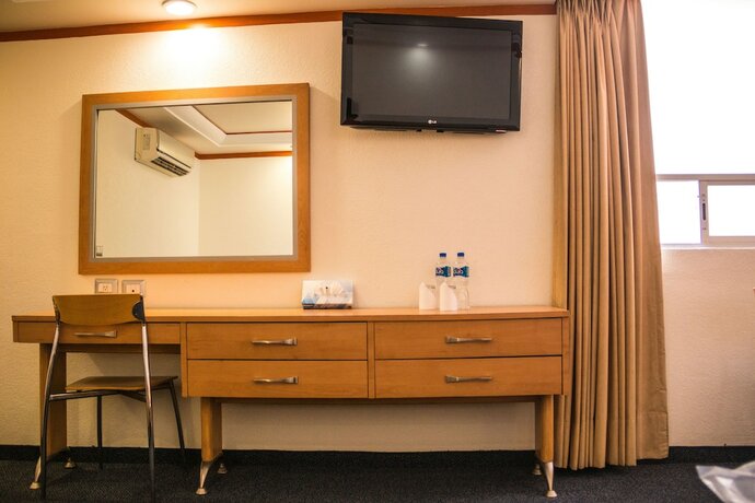 Imagen de la habitación del Hotel Milan, Ciudad de México. Foto 16