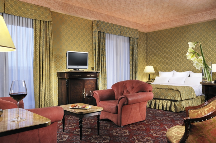 Imagen de la habitación del Hotel Milan Marriott. Foto 6