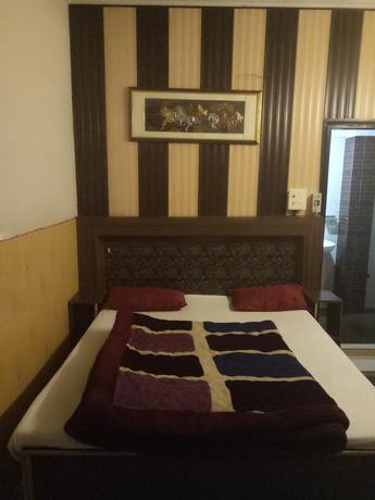 Imagen de la habitación del Hotel Milan Palace. Foto 8