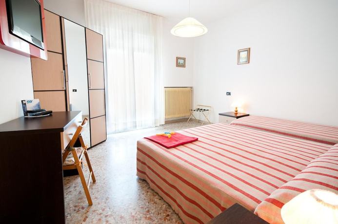 Imagen de la habitación del Hotel Milan, Rosolina. Foto 10
