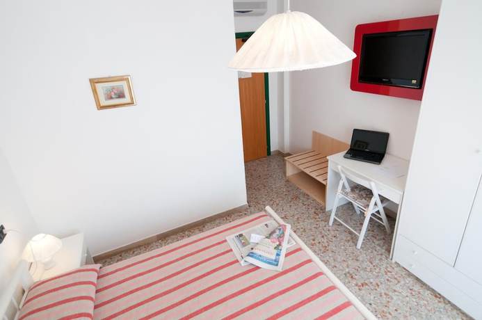 Imagen de la habitación del Hotel Milan, Rosolina. Foto 11