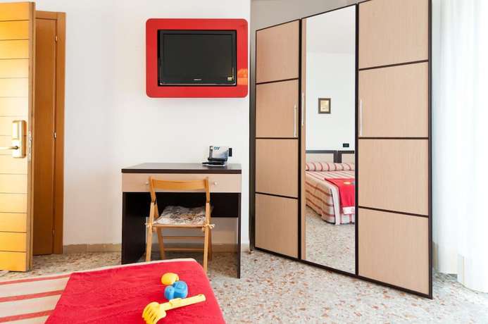 Imagen de la habitación del Hotel Milan, Rosolina. Foto 14