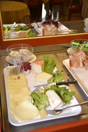 Imagen del bar/restaurante del Hotel Milan Speranza Au Lac. Foto 7