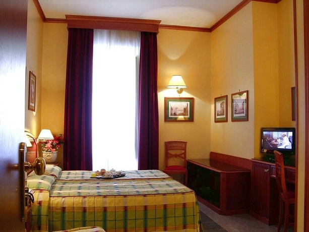 Imagen general del Hotel Milani. Foto 12