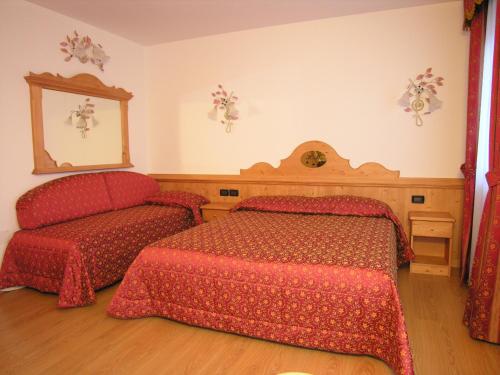 Imagen de la habitación del Hotel Milano, Asiago. Foto 7