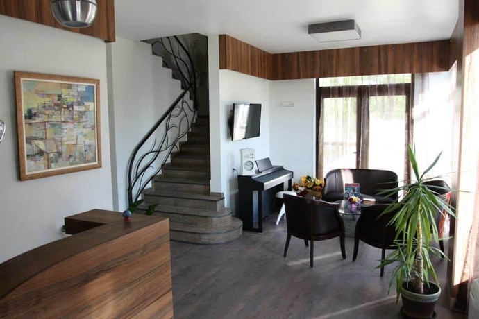 Imagen de los interiores del Hotel Milano, Burgas Ciudad. Foto 15