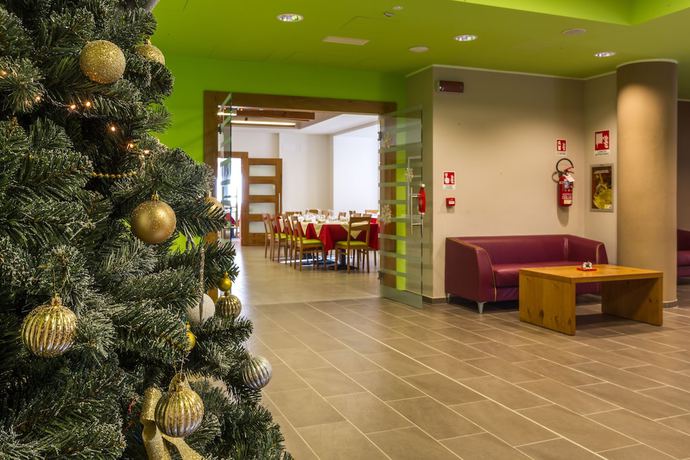 Imagen de los interiores del Hotel Milano, Fondo. Foto 16