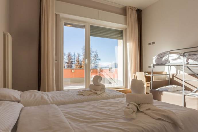 Imagen general del Hotel Milano, Fondo. Foto 1