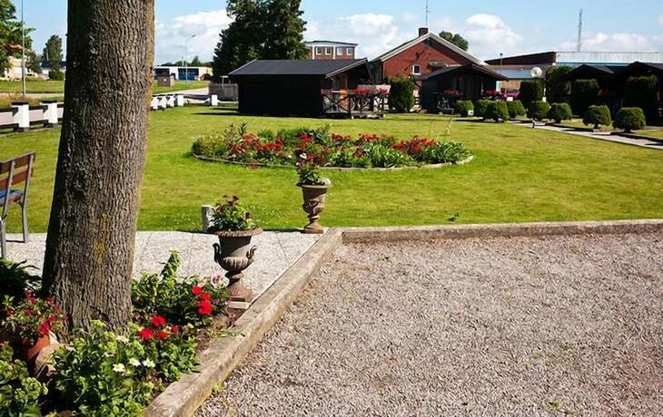 Imagen general del Hotel Milano Garden - City Bungalow l, I Gr&auml;nssnittet Till Kullabygdens P&auml;rlor. Foto 17