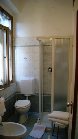 Imagen de la habitación del Hotel Milano, Grado. Foto 14