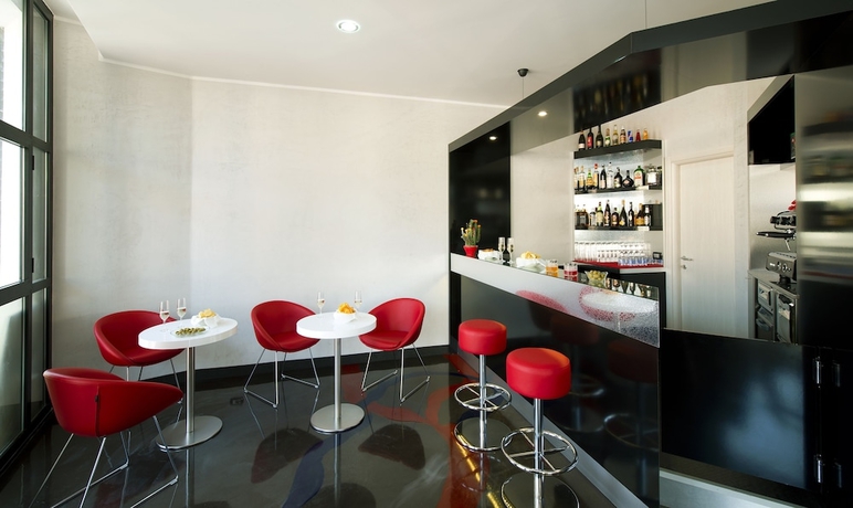 Imagen del bar/restaurante del Hotel Milano Navigli. Foto 3