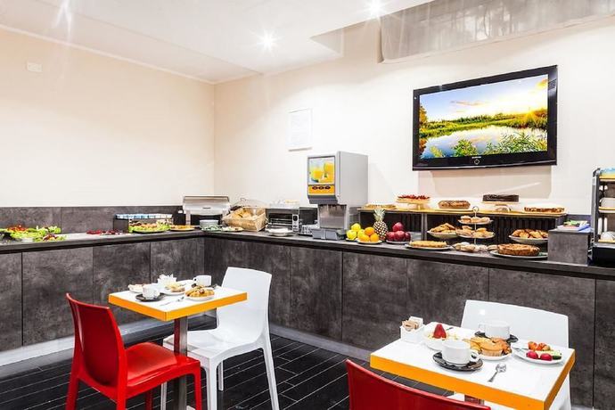 Imagen del bar/restaurante del Hotel Milano Palmanova. Foto 6