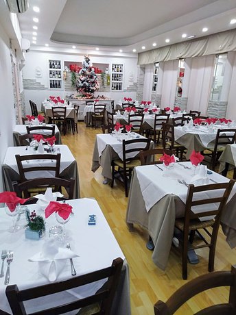 Imagen del bar/restaurante del Hotel Milano, Pietrasanta. Foto 4