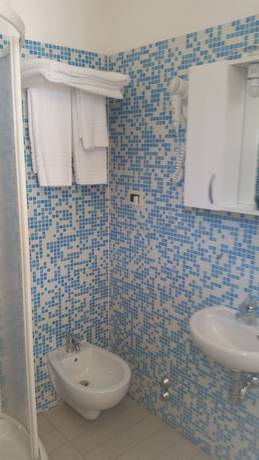 Imagen de la habitación del Hotel Milano, Pietrasanta. Foto 11