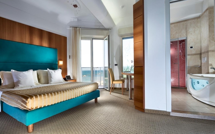 Imagen de la habitación del Hotel Milano Resort. Foto 11