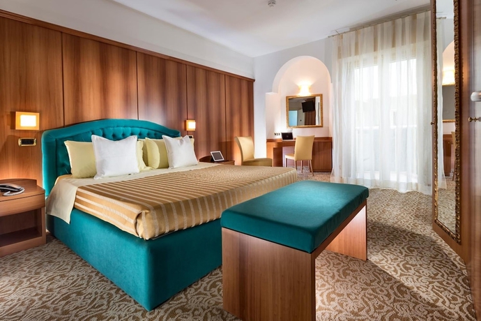 Imagen de la habitación del Hotel Milano Resort. Foto 12