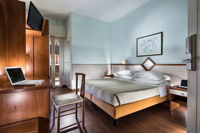 Imagen de la habitación del Hotel Milano Resort. Foto 13