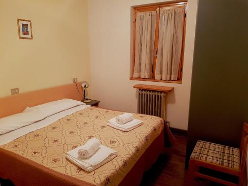 Imagen de la habitación del Hotel Milano, SANTA CATERINA VALFURVA. Foto 8