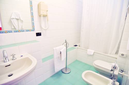 Imagen de la habitación del Hotel Milano, Salice Terme. Foto 3