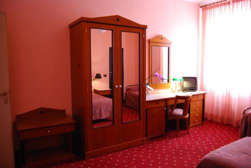 Imagen de la habitación del Hotel Milano, Salice Terme. Foto 5