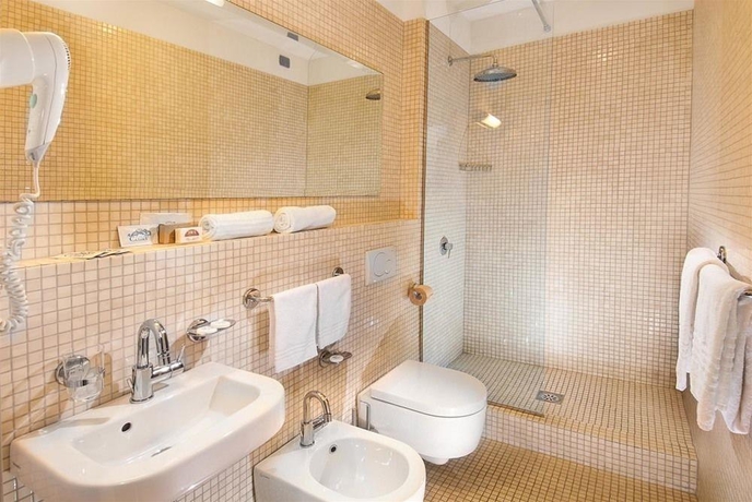 Imagen general del Hotel Milano, Toscolano-Maderno. Foto 8