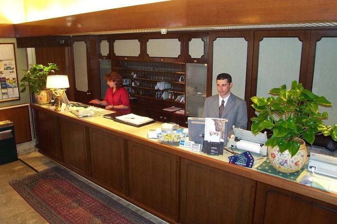 Imagen de los interiores del Hotel Milano, Trieste. Foto 13