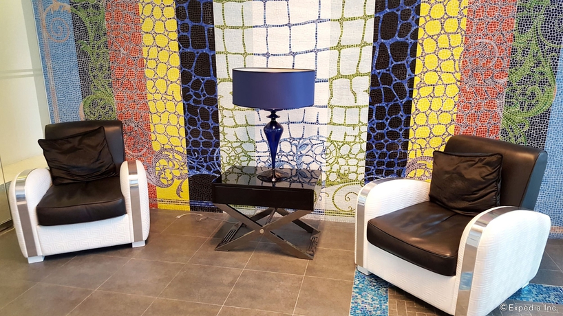 Imagen de los interiores del Hotel Milano Versace Suites. Foto 15