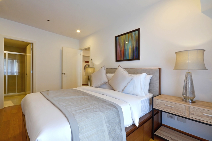 Imagen de la habitación del Hotel Milano Versace Suites. Foto 9