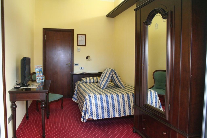 Imagen general del Hotel Milano and Helvetia. Foto 2