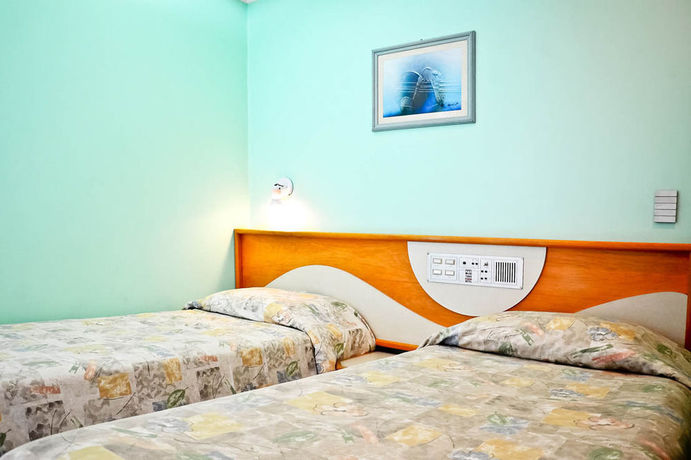 Imagen de los interiores del Hotel Milão. Foto 15