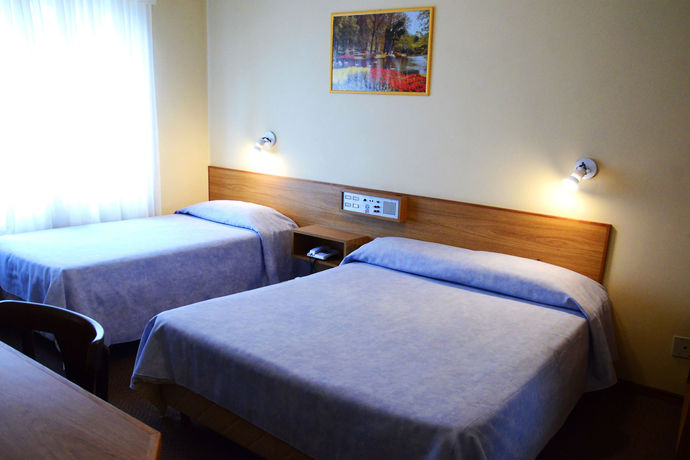 Imagen de los interiores del Hotel Milão. Foto 16